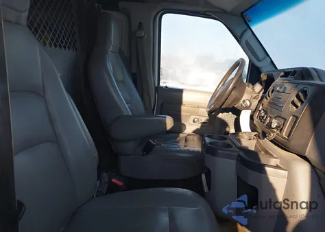 2009 Ford E-350 Super Duty Commercial/Recreational from USA, damaged, VIN 1FTSE34L99DA71218